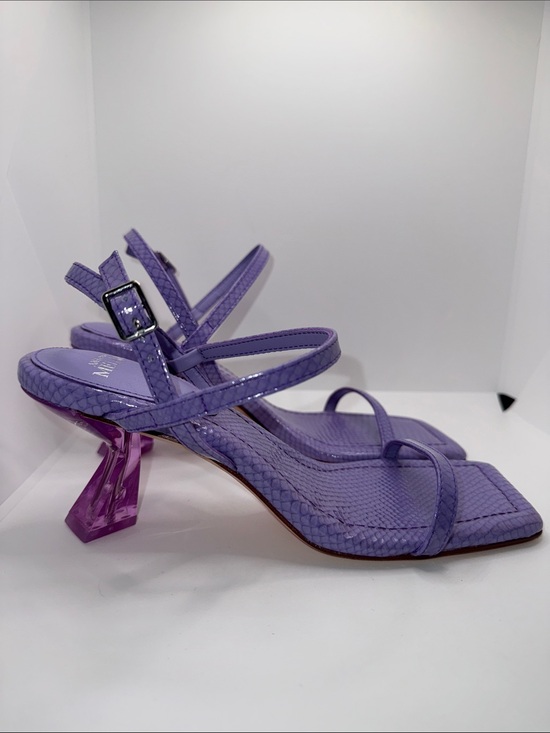ANTONIO MELANI Shoes - Antonio Melani Fran Embossed Leather Heels Strappy Dress Sandals Women’s 6
